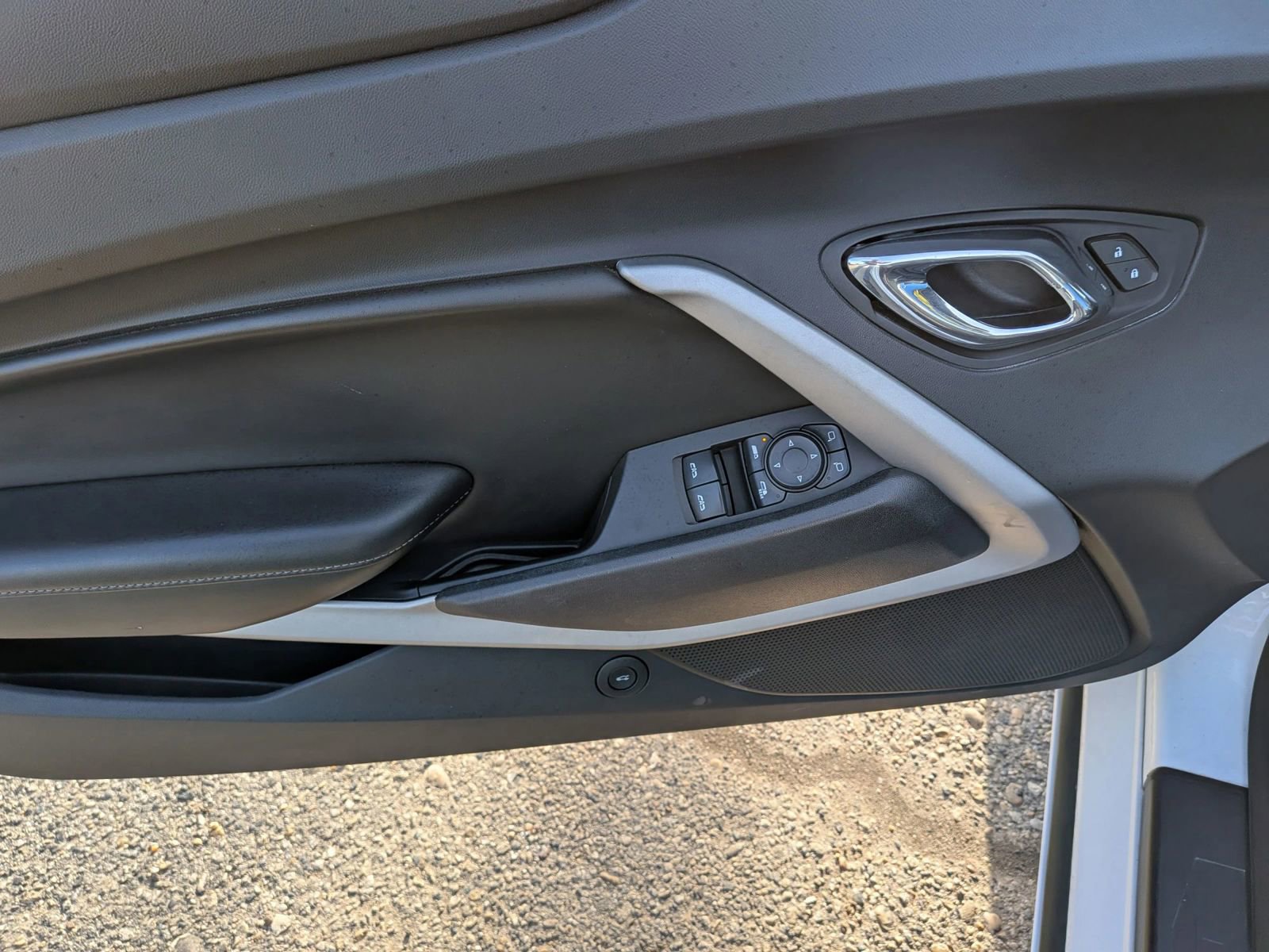 Used 2017 Chevrolet Camaro LT image 21