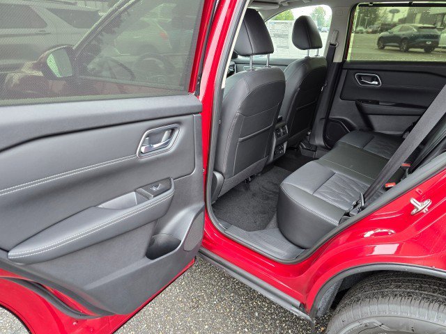 New 2026 Nissan Rogue Platinum w/ Platinum Premium Package image 19