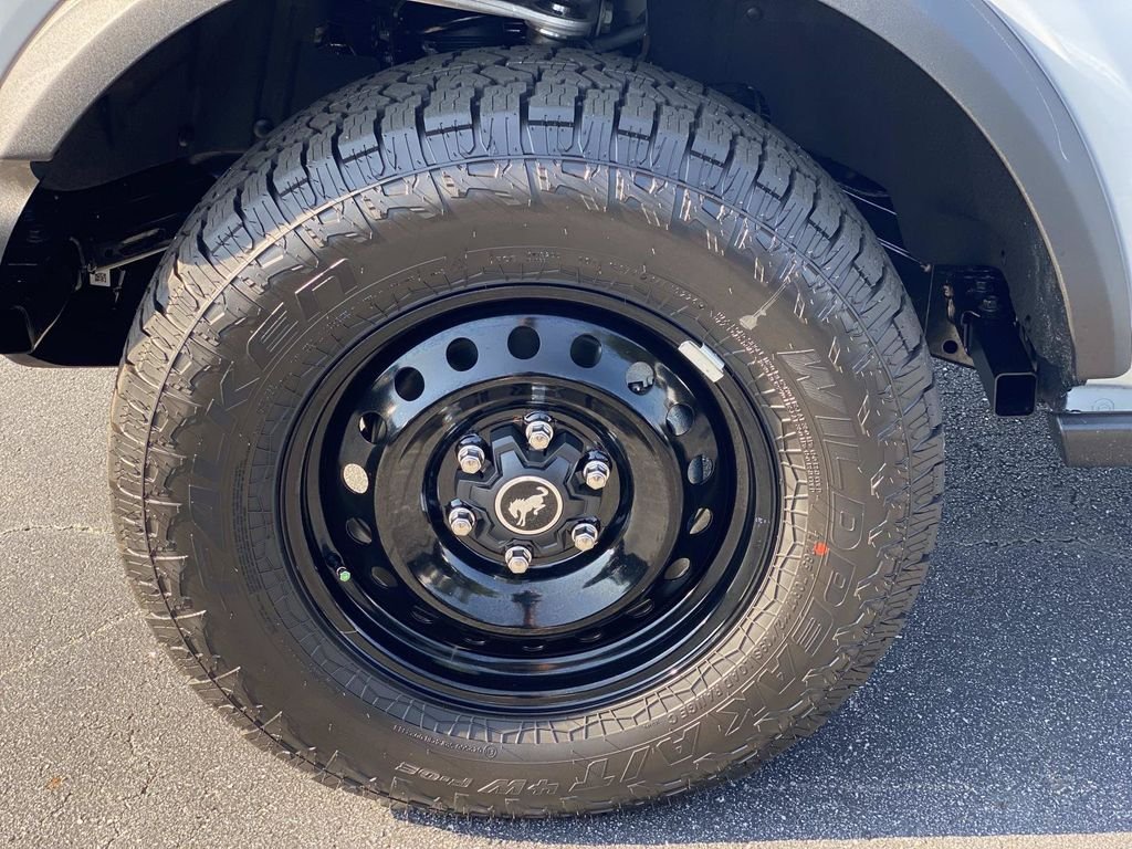 New 2026 Ford Bronco Big Bend w/ Black Diamond Package AWD/4WD image 7