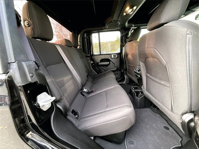 Used 2023 Jeep Gladiator Sport image 22