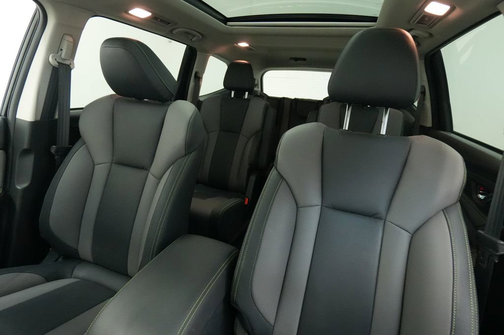 Used 2024 Subaru Ascent Onyx Edition image 16