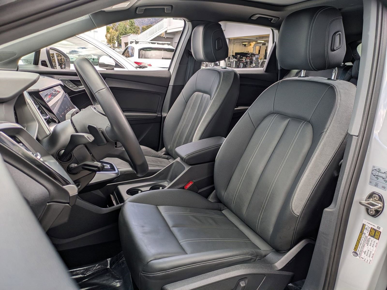 Used 2022 Audi Q4 e-tron Premium Plus w/ Premium Plus image 30