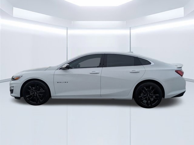 Used 2022 Chevrolet Malibu LT w/ Leather Package image 6