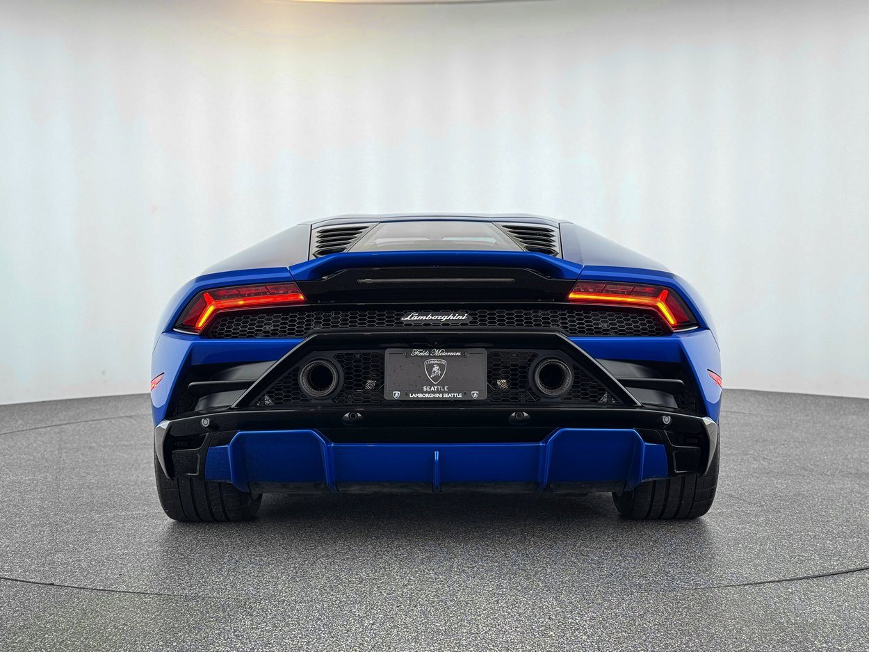 Used 2020 Lamborghini Huracan EVO image 5