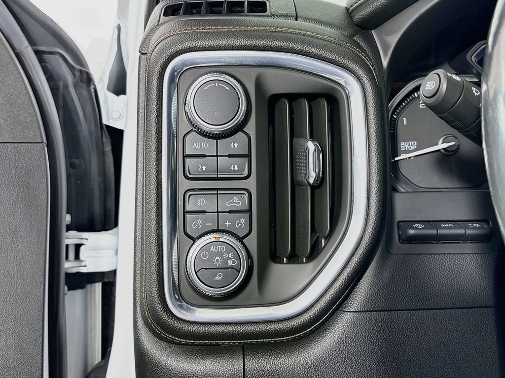 Used 2019 GMC Sierra 1500 AT4 w/ AT4 Premium Package AWD/4WD image 11