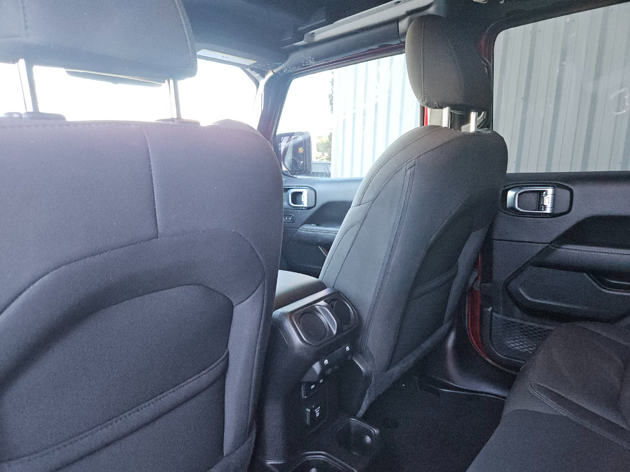 Used 2021 Jeep Wrangler Unlimited Sahara image 14