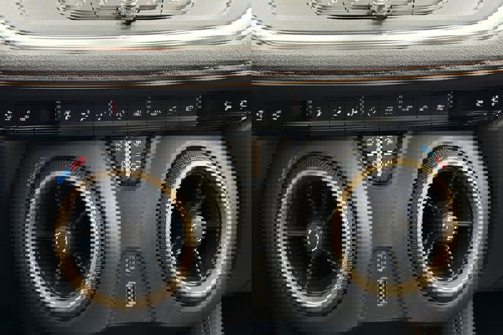 Used 2023 Chevrolet Blazer Premier w/ Driver Confidence II Package image 21