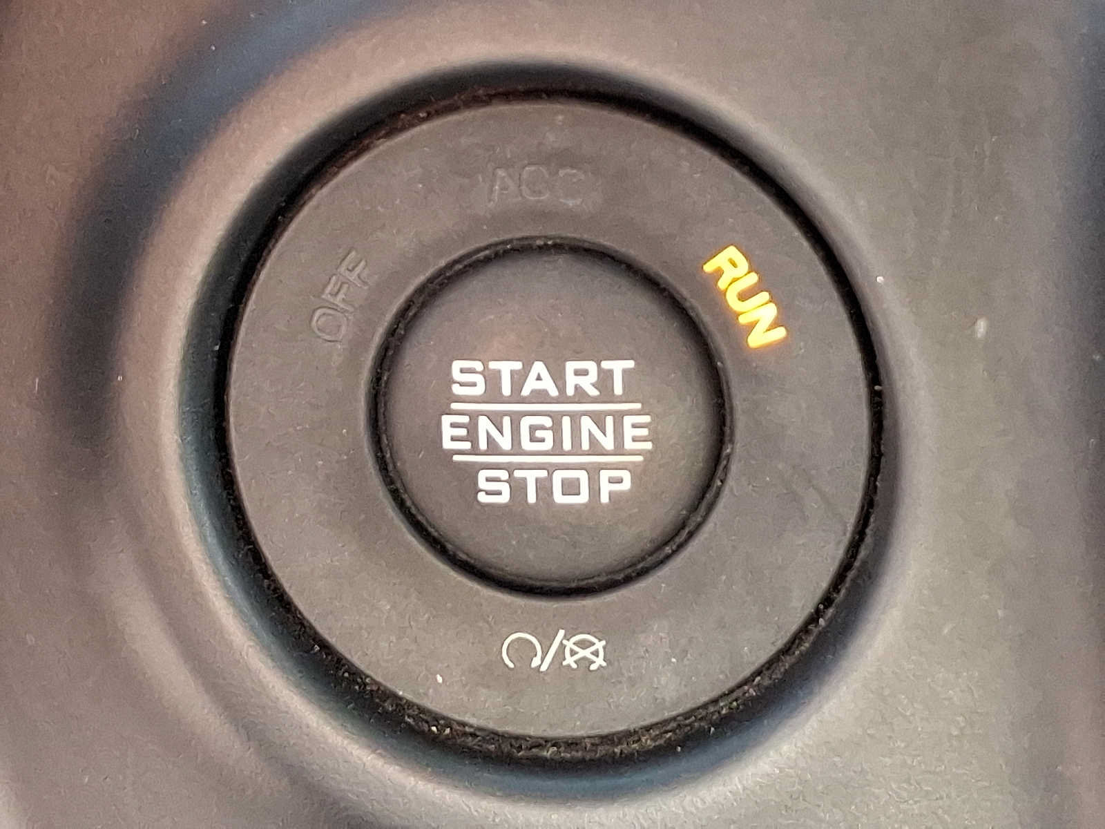 Used 2022 Jeep Wrangler Unlimited Rubicon w/ Cold Weather Group AWD/4WD image 26