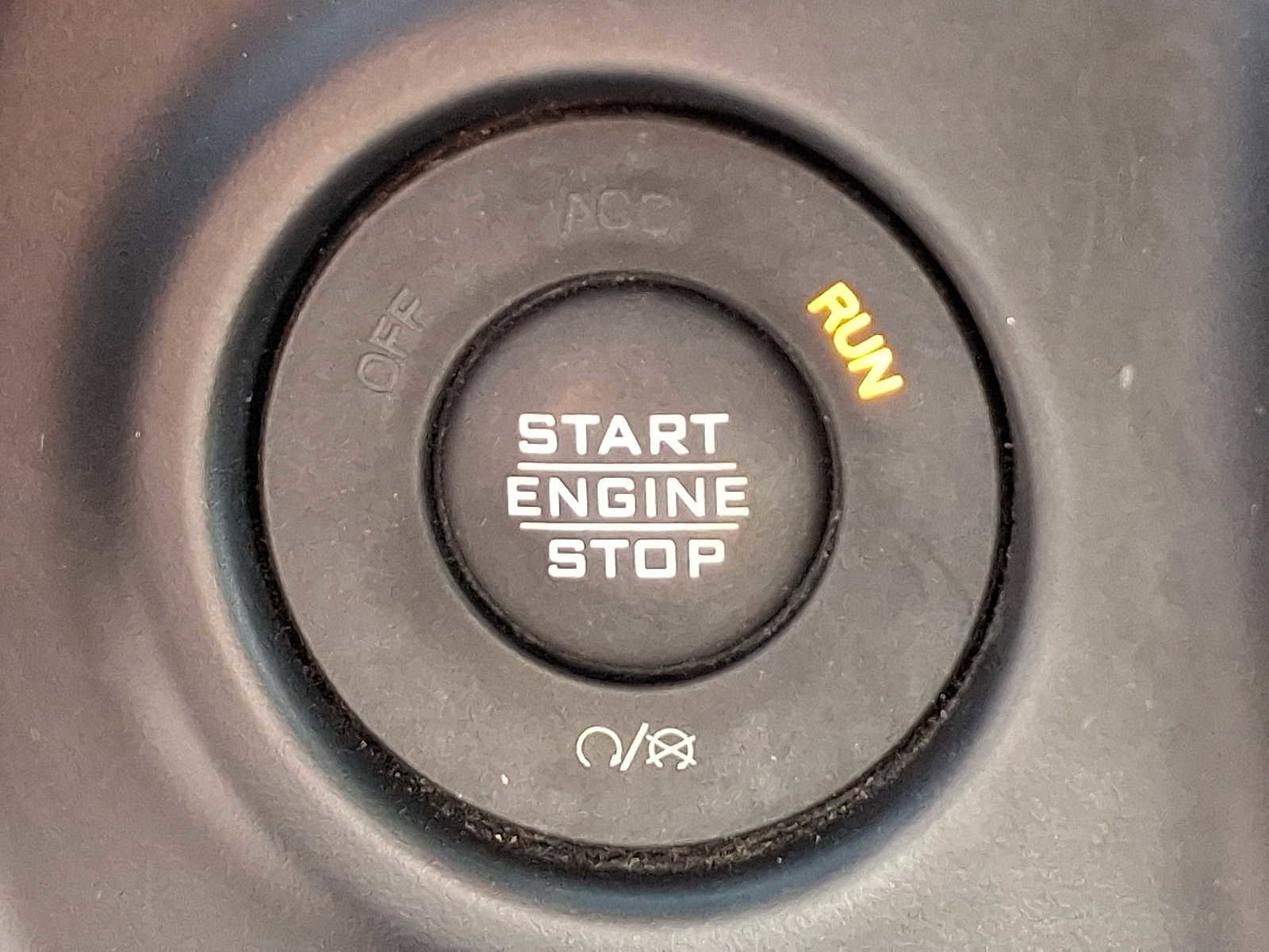 Used 2022 Jeep Wrangler Unlimited Rubicon w/ Cold Weather Group AWD/4WD image 26