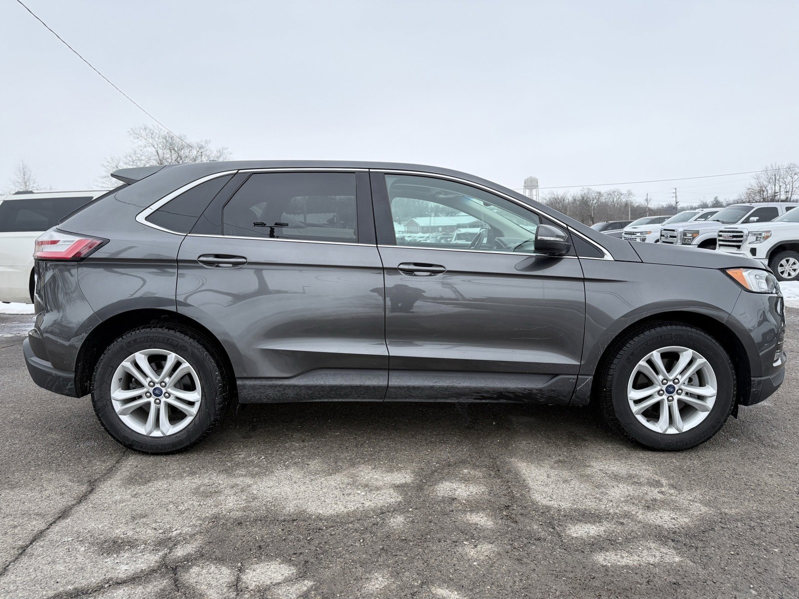 Used 2020 Ford Edge SEL w/ Cargo Accessory Package image 8