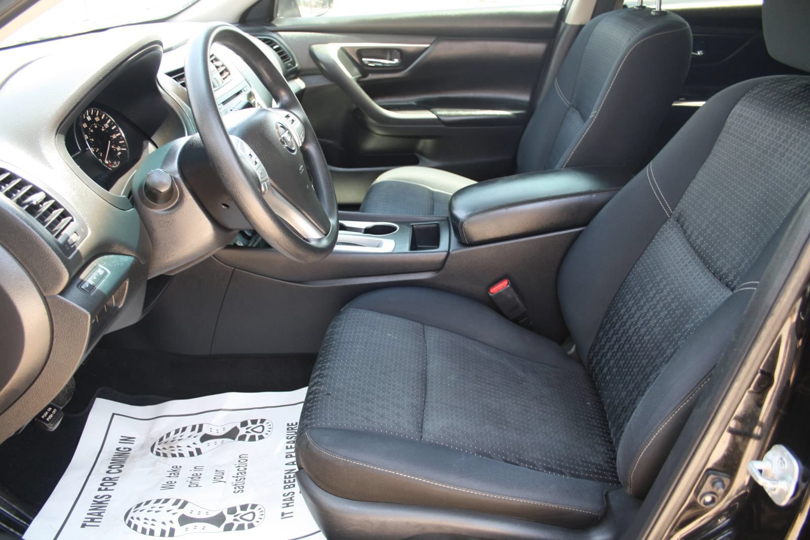 Used 2016 Nissan Altima 2.5 S w/ Interior Lighting Package FWD image 8