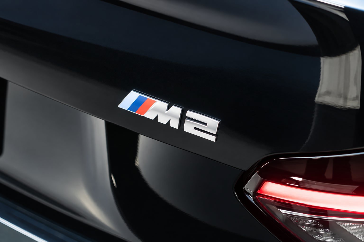 Used 2024 BMW M2 w/ Lighting Package RWD image 19
