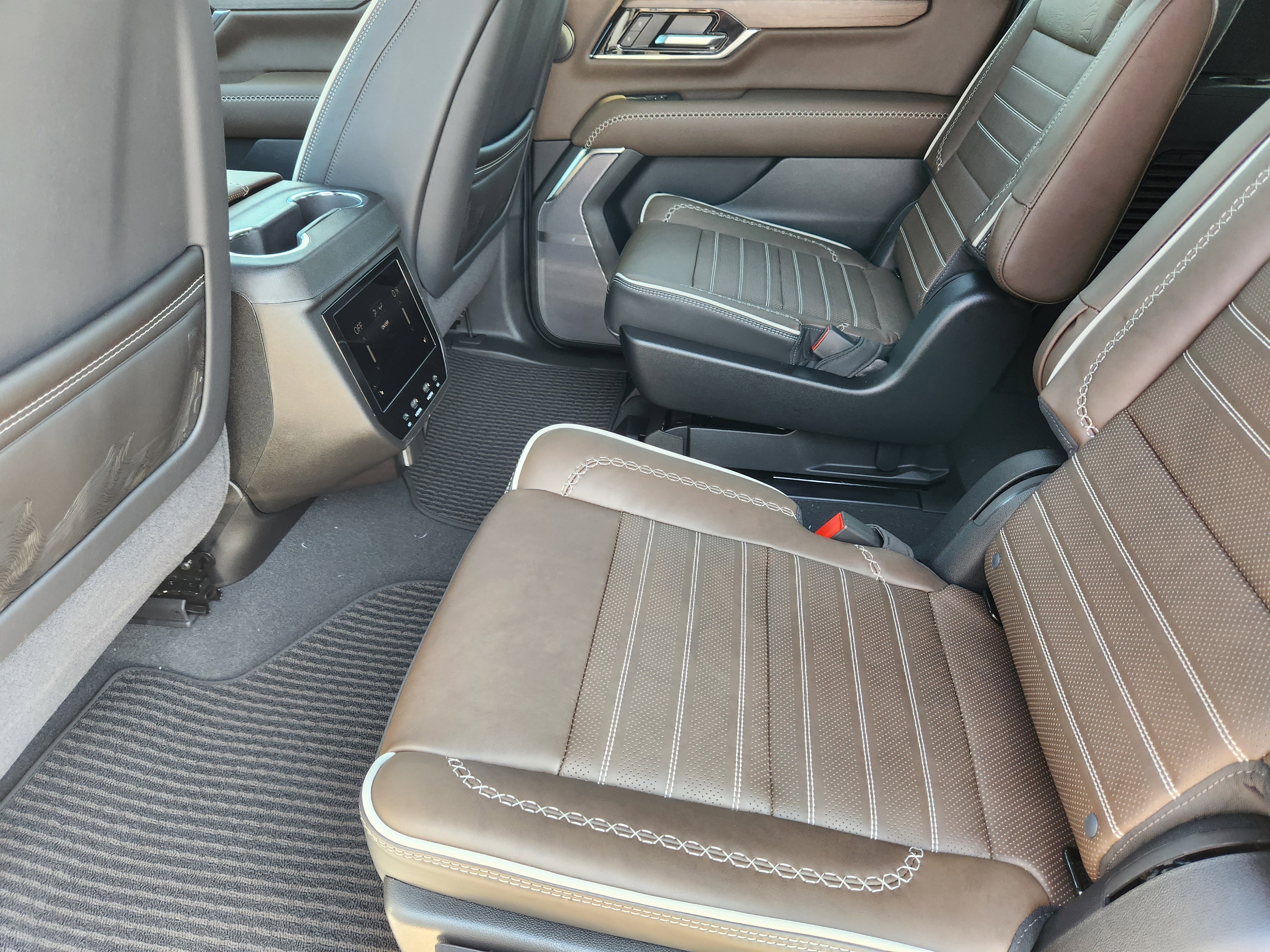 New 2026 GMC Yukon XL Denali Ultimate image 22