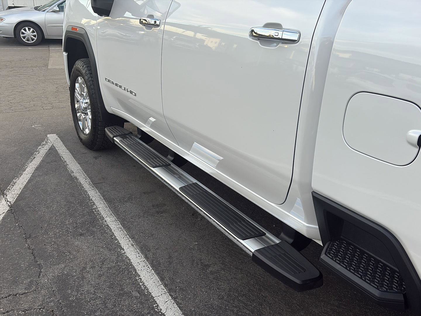 Used 2023 GMC Sierra 2500 Denali image 9