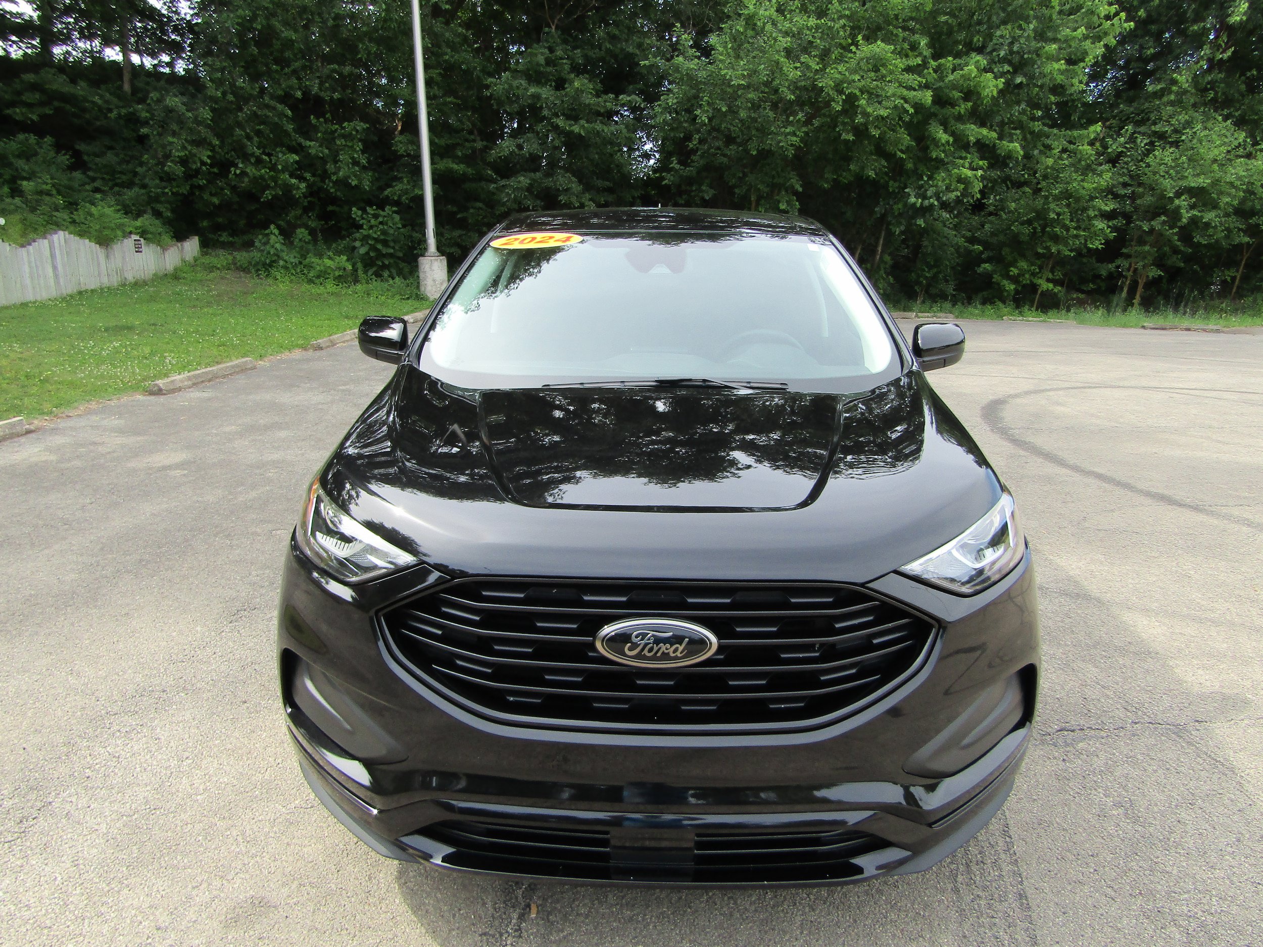 Used 2024 Ford Edge SE w/ Black Appearance Package AWD/4WD image 7