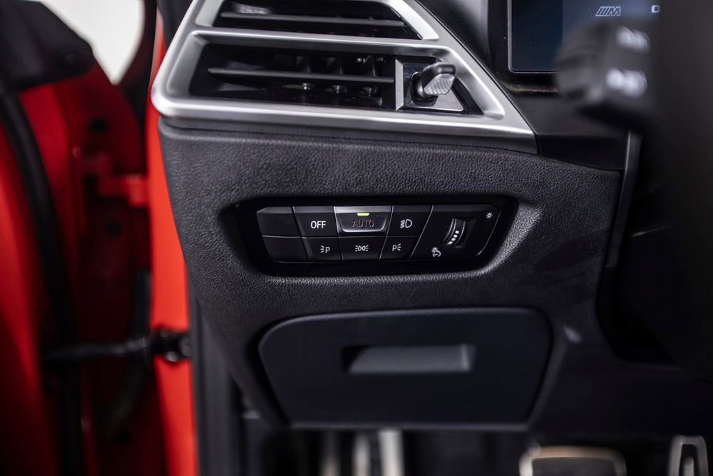 Used 2025 BMW M4 xDrive Competition w/ Executive Package AWD/4WD image 39