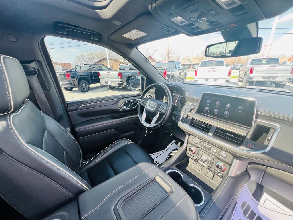 Used 2021 GMC Yukon SLT w/ SLT Premium Package image 46
