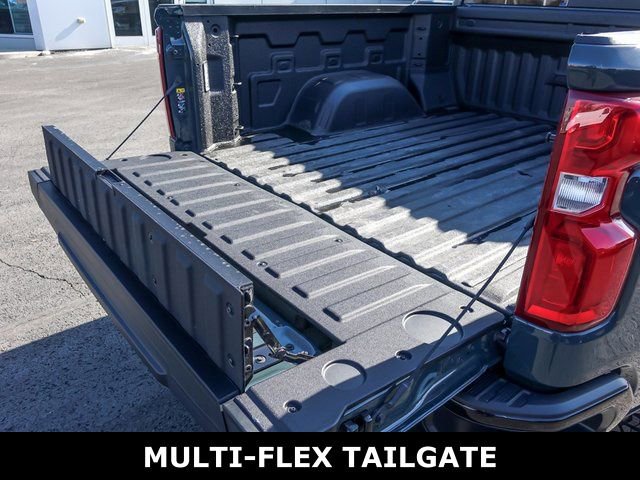Used 2026 Chevrolet Silverado 1500 ZR2 image 8