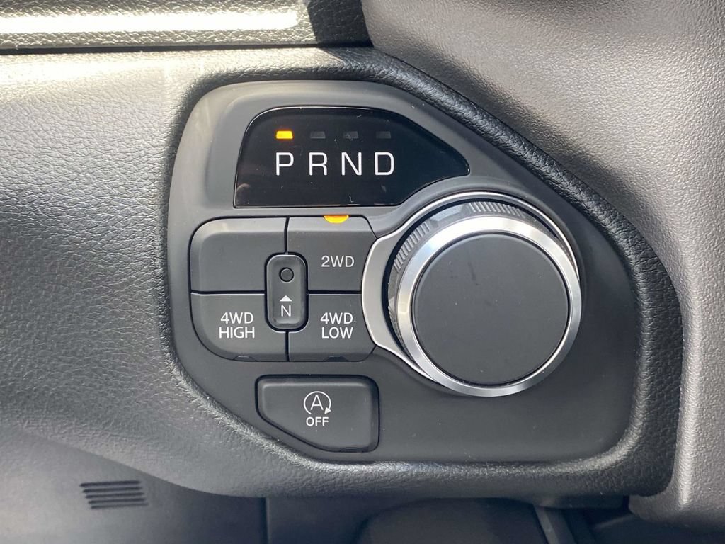 New 2026 RAM 1500 Express AWD/4WD image 23