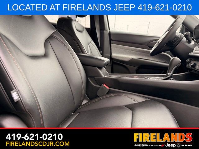 Used 2024 Jeep Compass Latitude AWD/4WD image 13