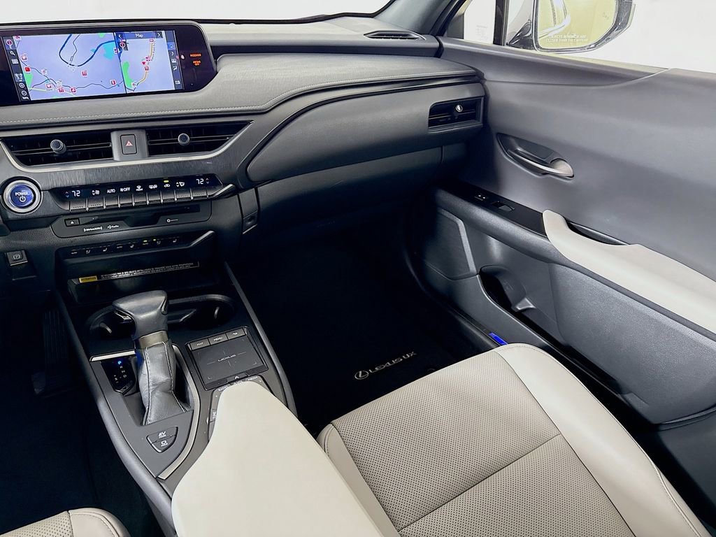 Certified 2021 Lexus UX 250h w/ Accessory Package (Z2) image 25