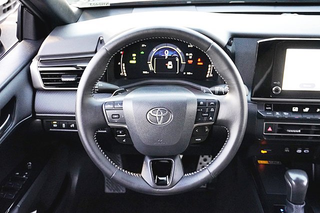 Used 2026 Toyota Camry SE w/ Convenience Package FWD image 28