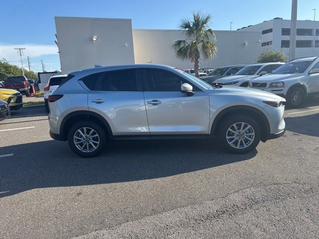 New 2025 MAZDA CX-5 AWD 2.5 S w/ Select Package image 3