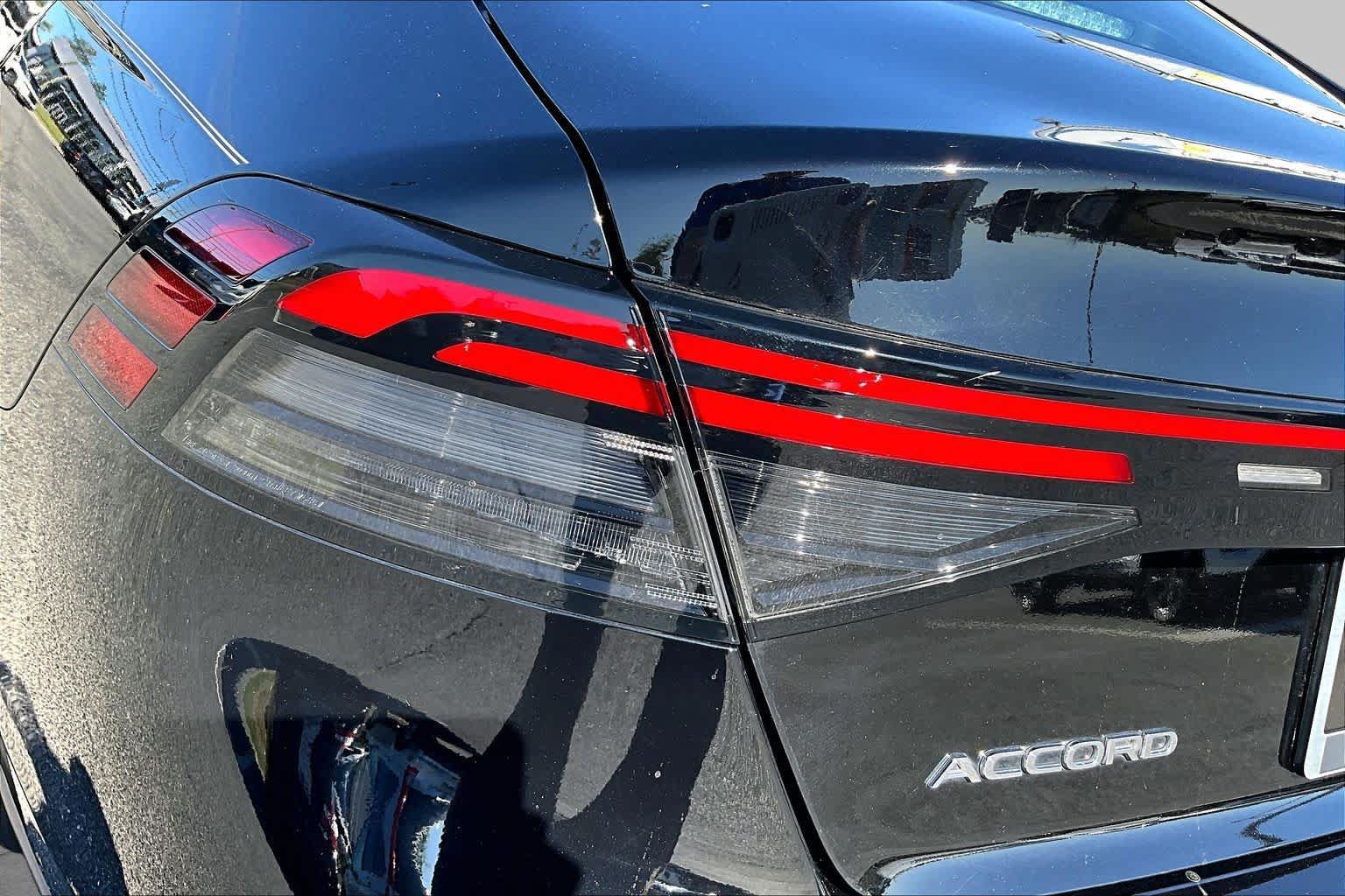 Used 2024 Honda Accord EX image 29