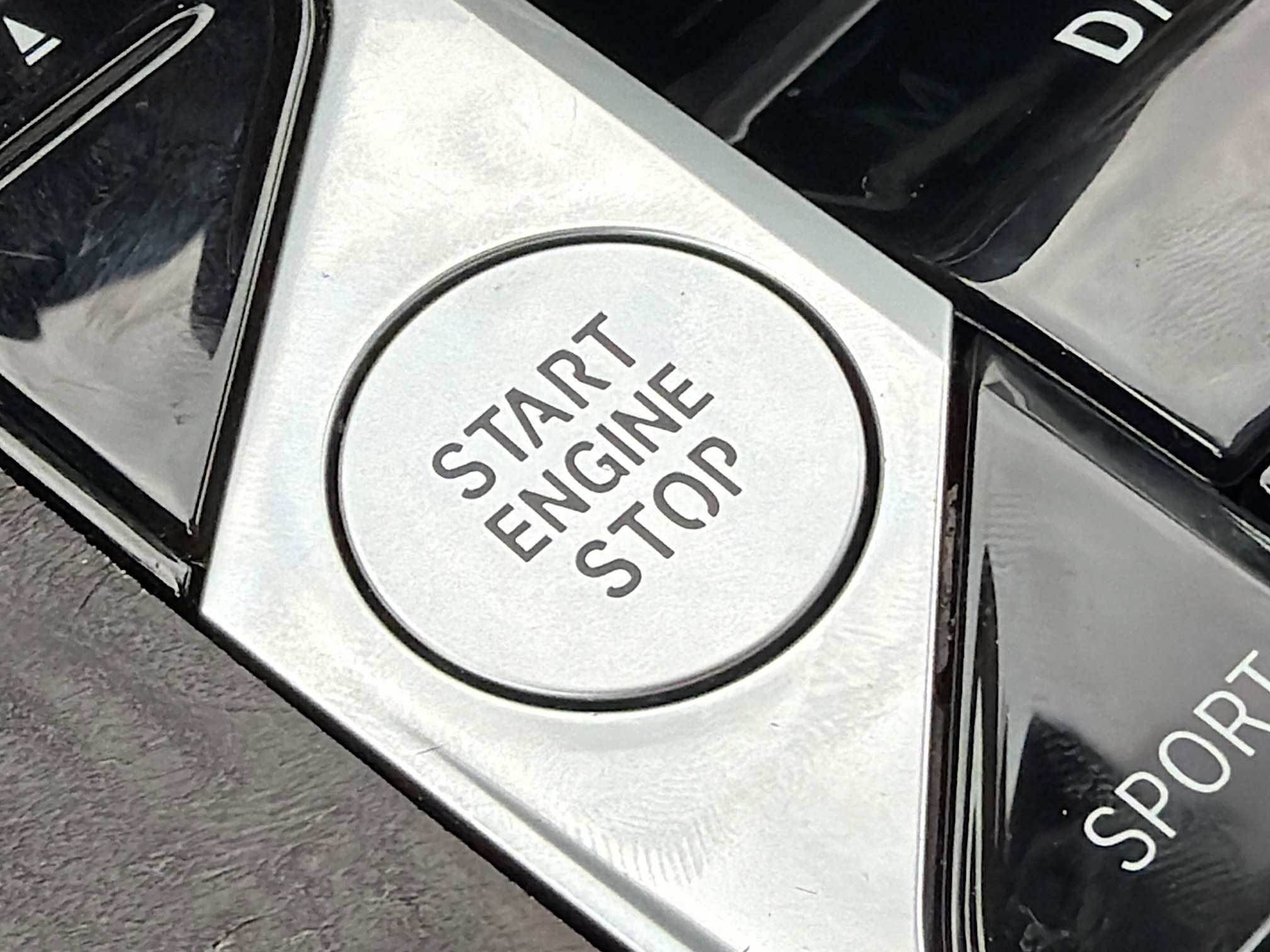 Used 2025 BMW X7 xDrive40i w/ Premium Package image 39