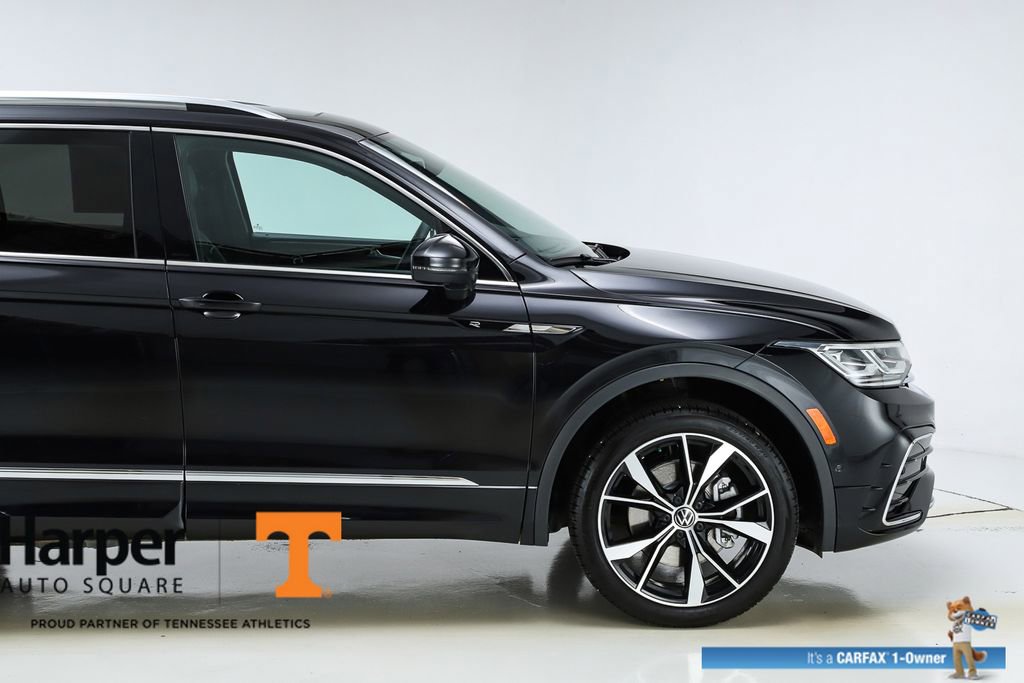 Used 2024 Volkswagen Tiguan SEL R-Line image 12