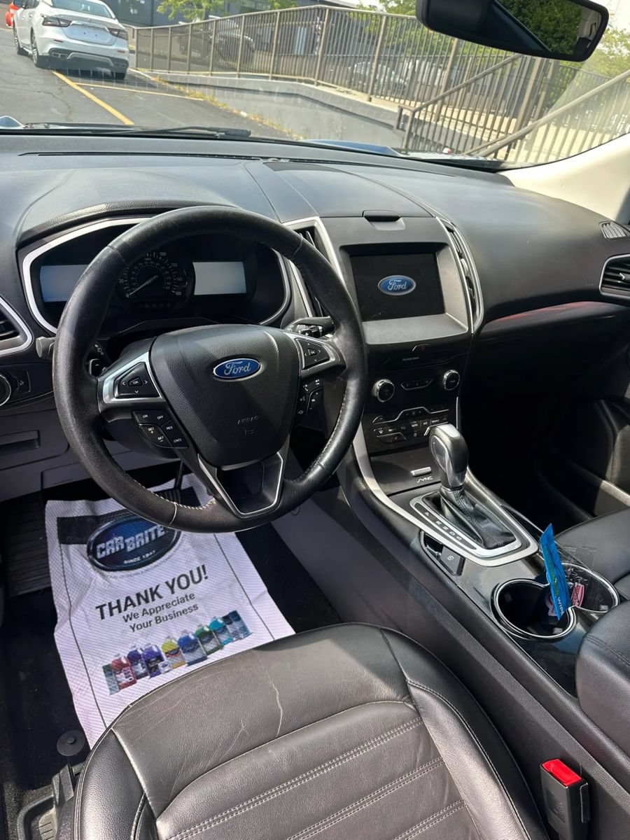 Used 2017 Ford Edge SEL w/ Equipment Group 201A AWD/4WD image 11