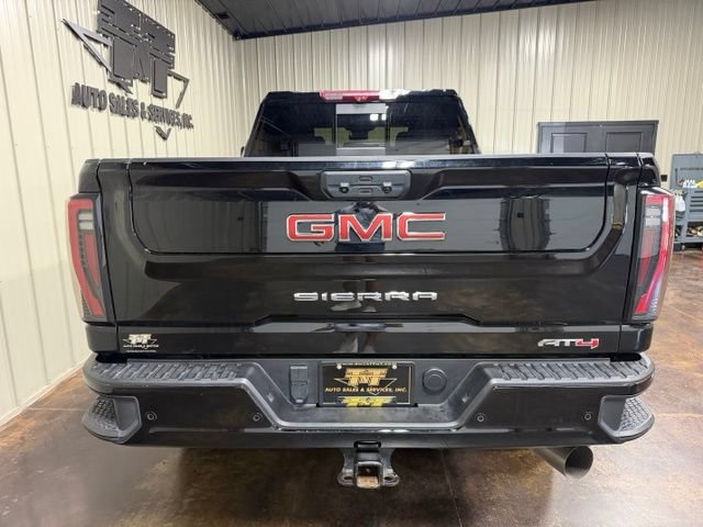 Used 2025 GMC Sierra 2500 AT4 w/ AT4 Premium Plus Package AWD/4WD image 8