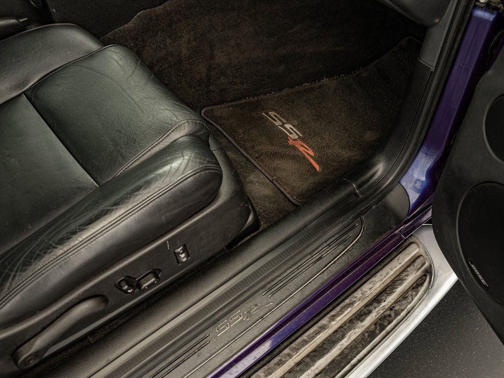 Used 2004 Chevrolet SSR w/ Preferred Equipment Group image 38