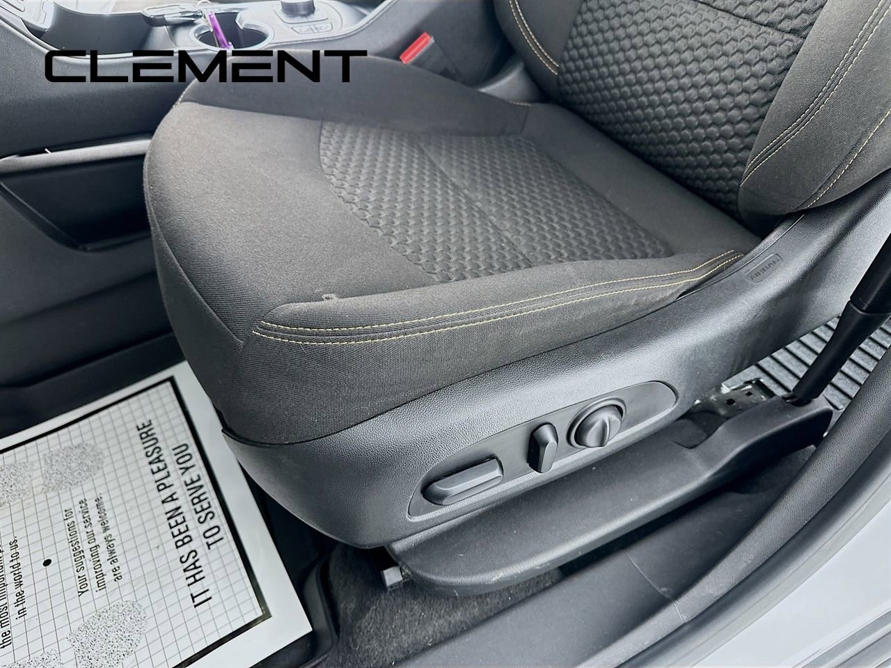 Used 2021 GMC Terrain SLE w/ Driver Convenience Package image 28