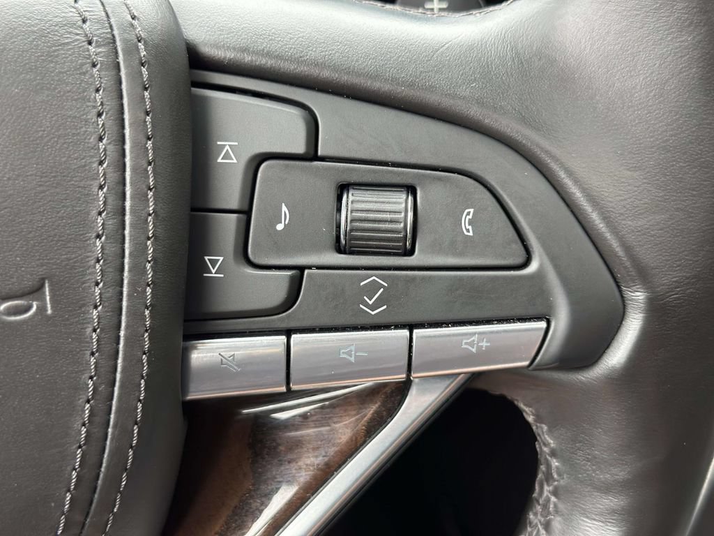 Used 2023 Cadillac Escalade Sport Platinum AWD/4WD image 38