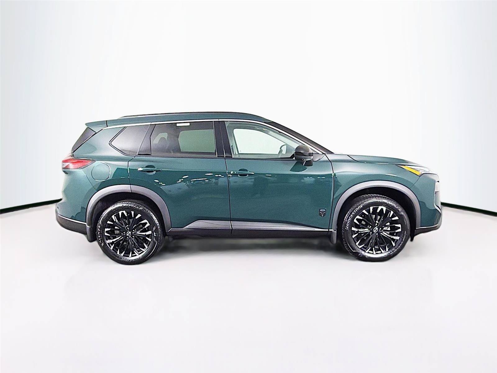 Used 2026 Nissan Rogue Dark Armor AWD/4WD image 12