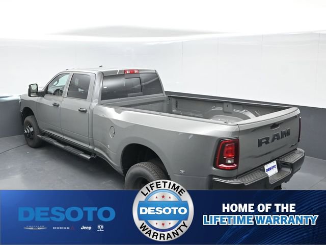 New 2026 RAM 3500 Tradesman AWD/4WD image 39