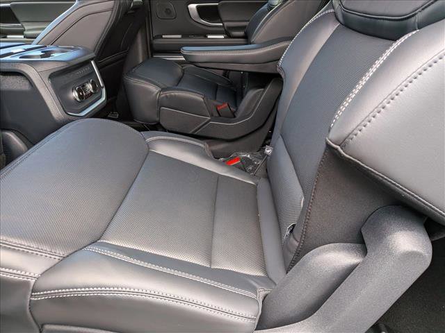 New 2026 Ford Expedition Platinum image 14