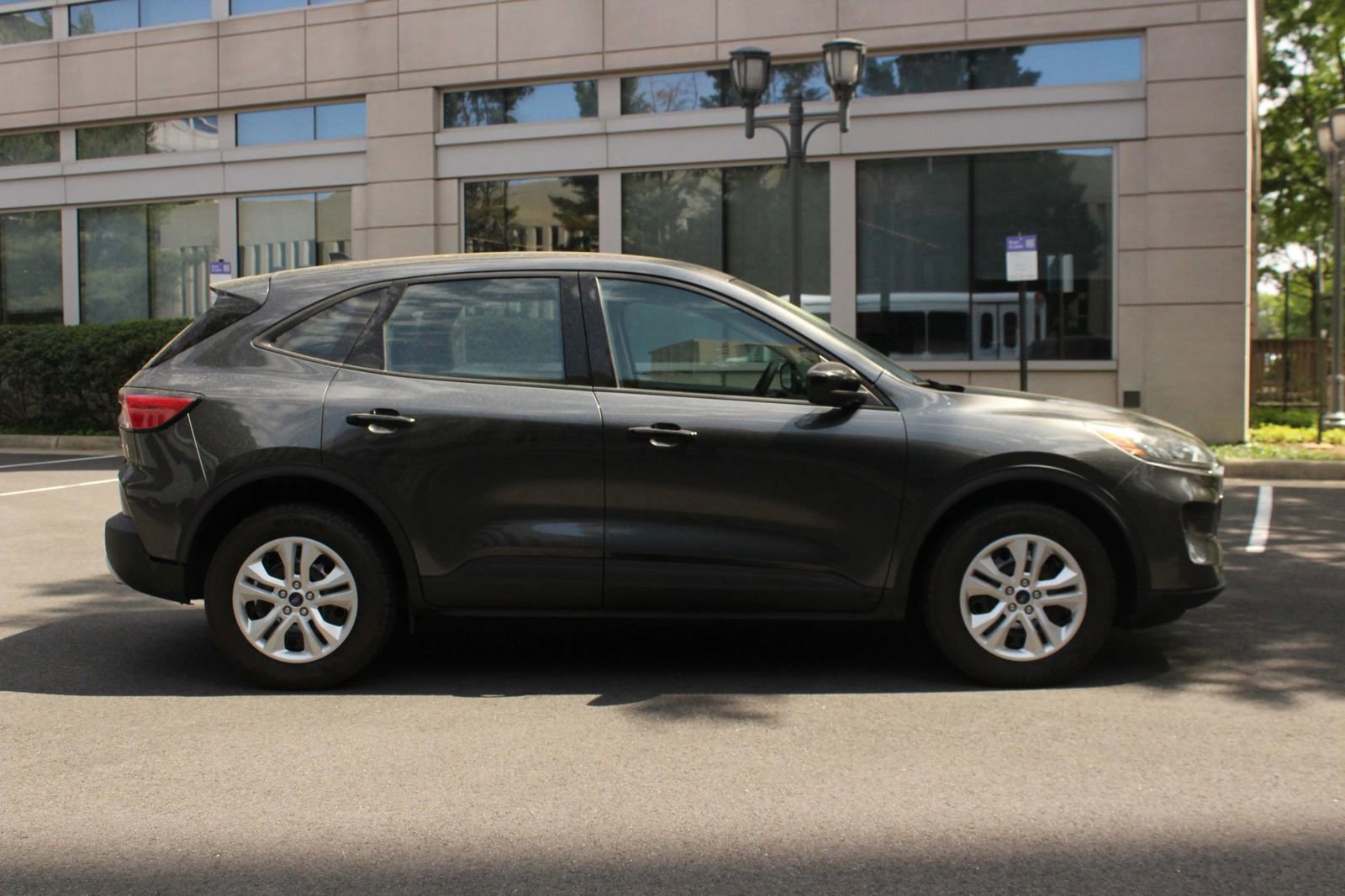 Used 2020 Ford Escape S AWD/4WD image 6