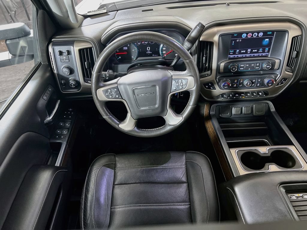 Used 2018 GMC Sierra 2500 Denali AWD/4WD image 19