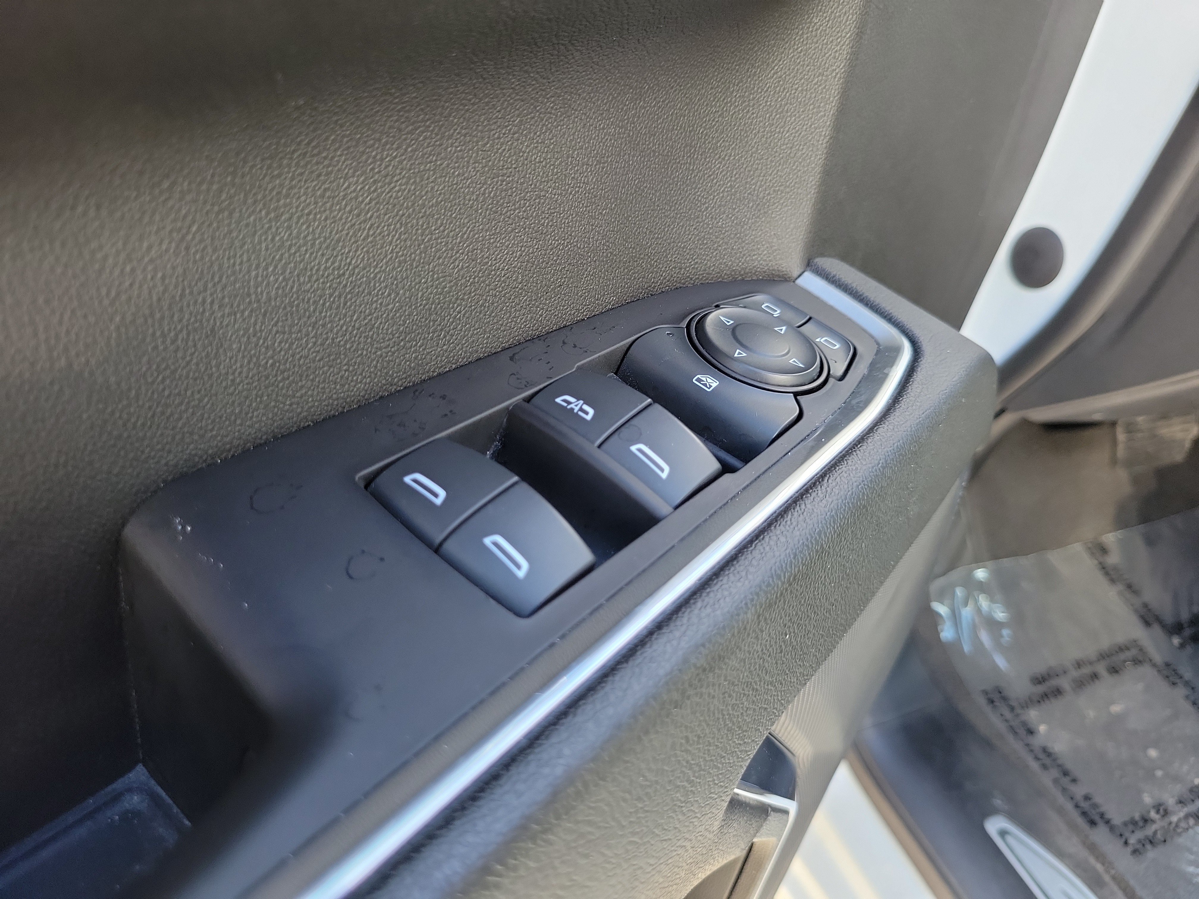 Used 2023 Chevrolet Silverado 1500 LT RWD image 17