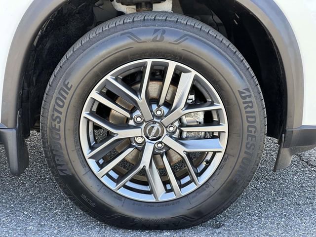 Used 2023 Nissan Rogue S image 7