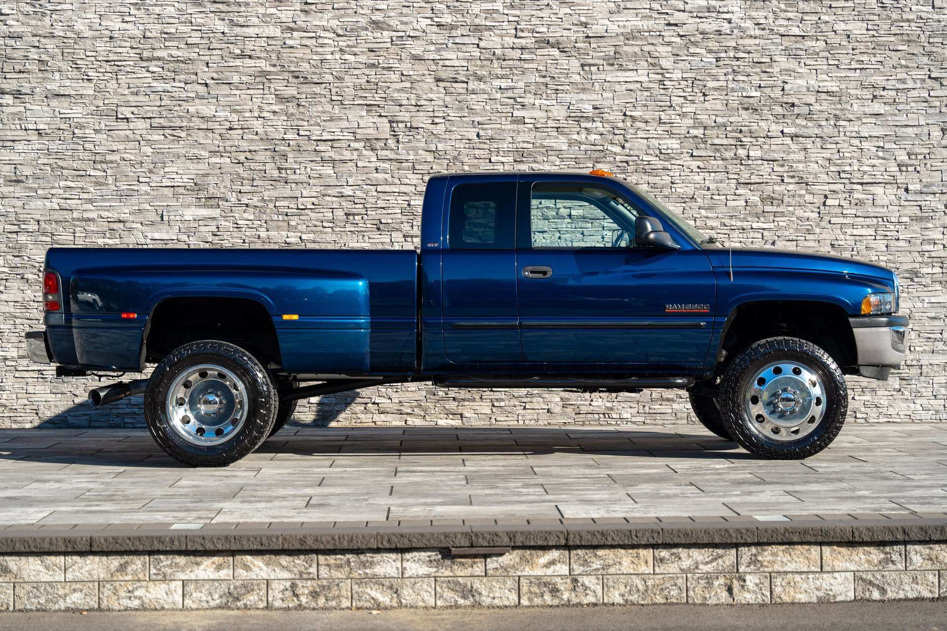 Used 2002 Dodge Ram 3500 Truck 4x4 Quad Cab image 16