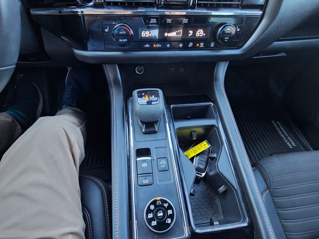 Certified 2025 Nissan Pathfinder Rock Creek AWD/4WD image 25