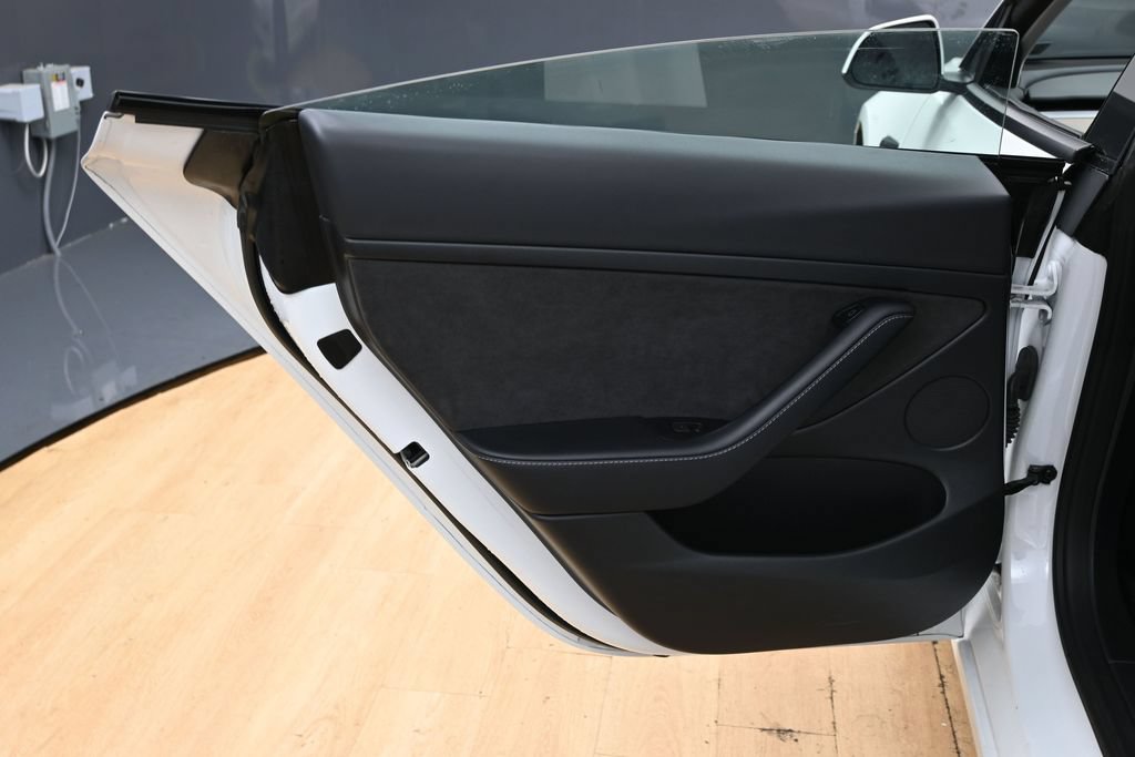 Used 2023 Tesla Model 3 Standard Range RWD image 42