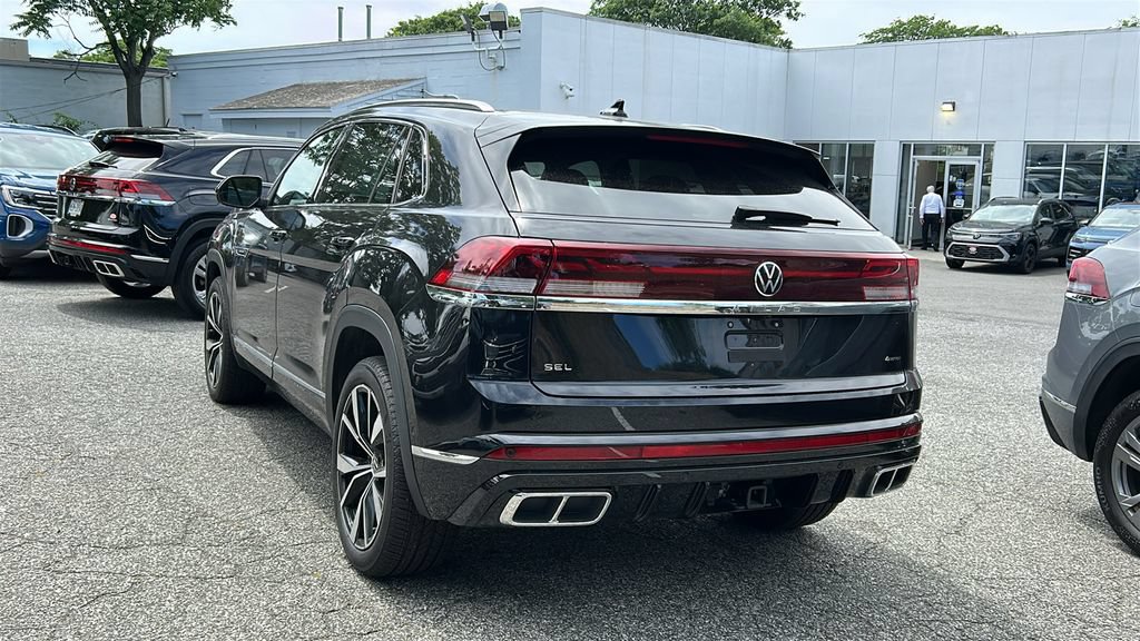 Used 2026 Volkswagen Atlas Cross Sport SEL Premium R-Line AWD/4WD image 6