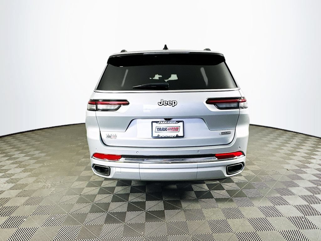 Certified 2025 Jeep Grand Cherokee L Overland w/ Rear Seat Video Group I AWD/4WD image 10