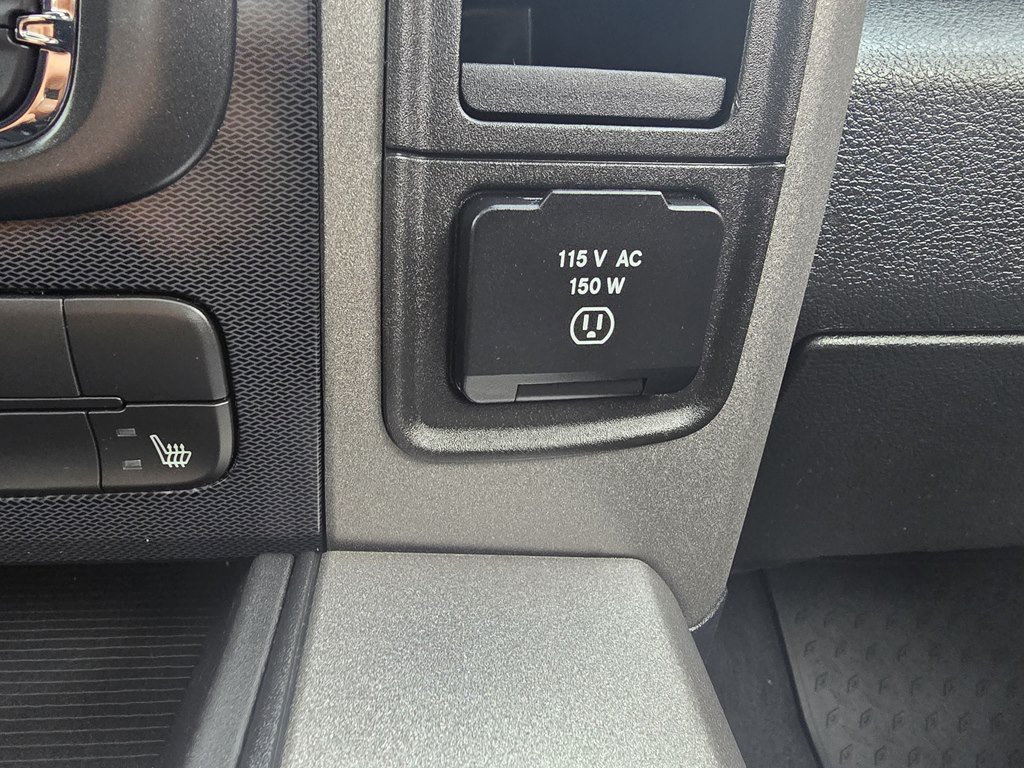 Used 2018 RAM 1500 Rebel w/ Luxury Group AWD/4WD image 23