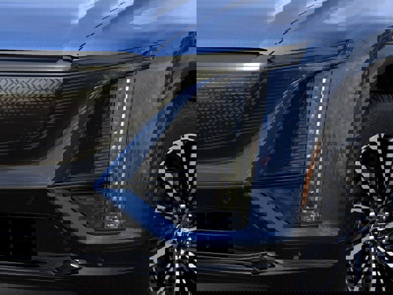 New 2025 Cadillac Lyriq Sport image 10