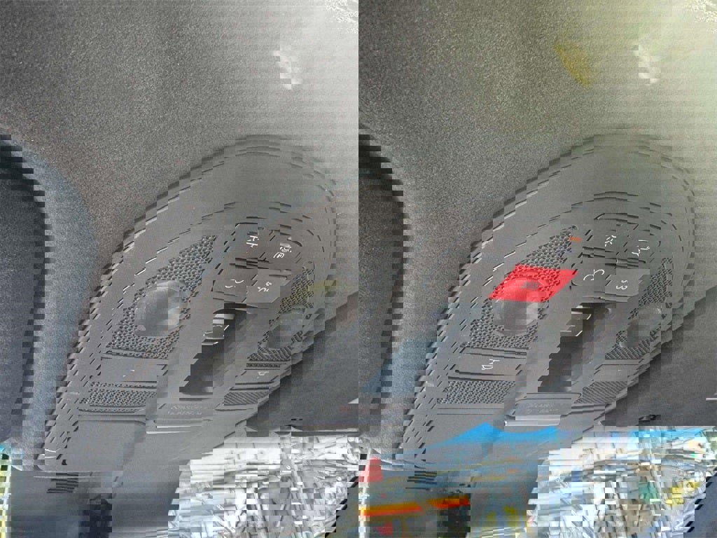 Used 2025 Genesis G70 3.3T Advanced w/ Sport Prestige Package image 31